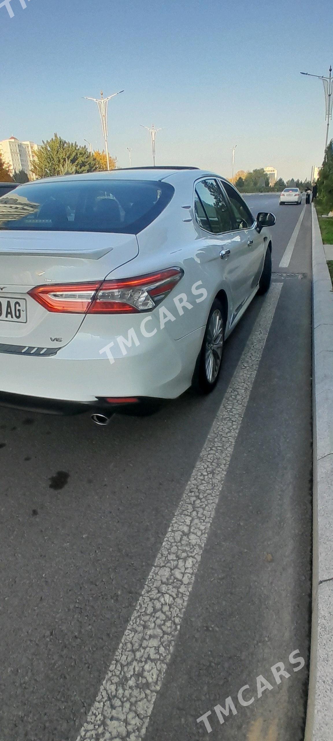 Toyota Camry 2018 - 260 000 TMT - Aşgabat - img 2