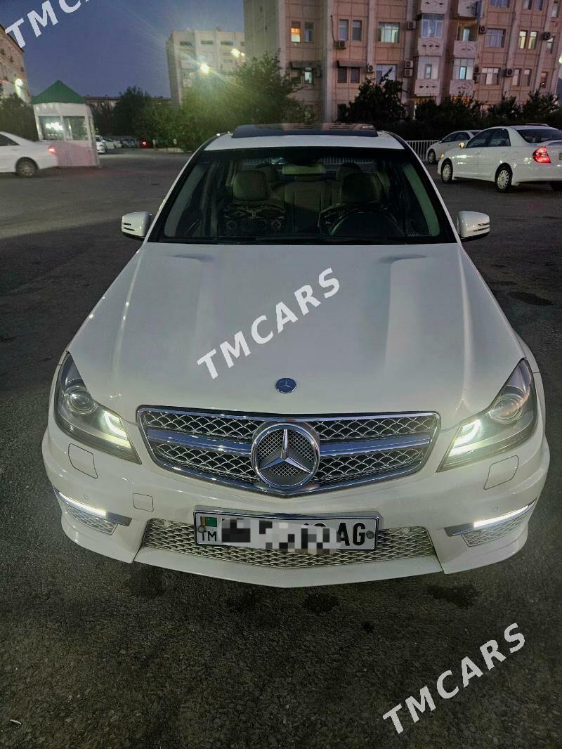 Mercedes-Benz C300 2010 - 170 000 TMT - Aşgabat - img 4