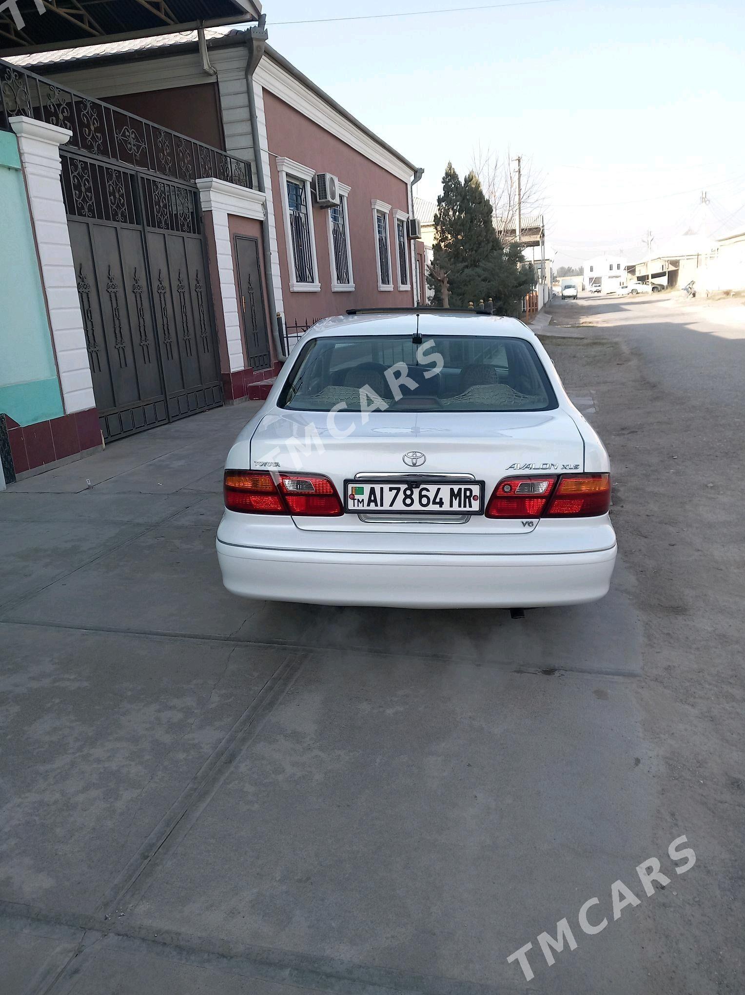 Toyota Avalon 1998 - 125 000 TMT - Мары - img 3