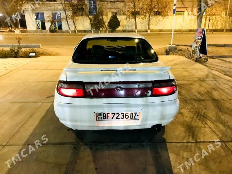 Toyota Carina 1993 - 36 000 TMT - Daşoguz - img 3