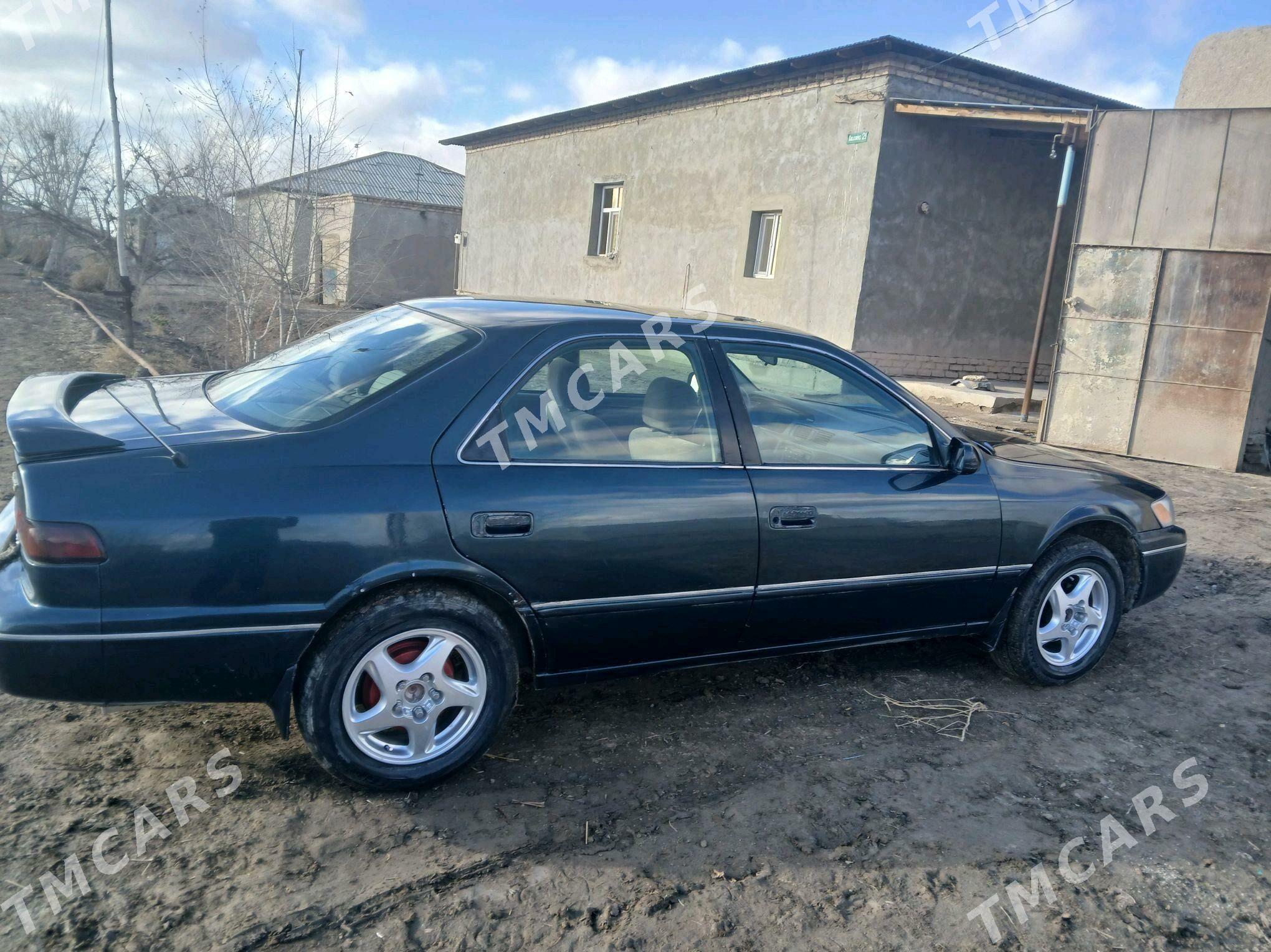 Toyota Camry 1997 - 105 000 TMT - Köneürgenç - img 2