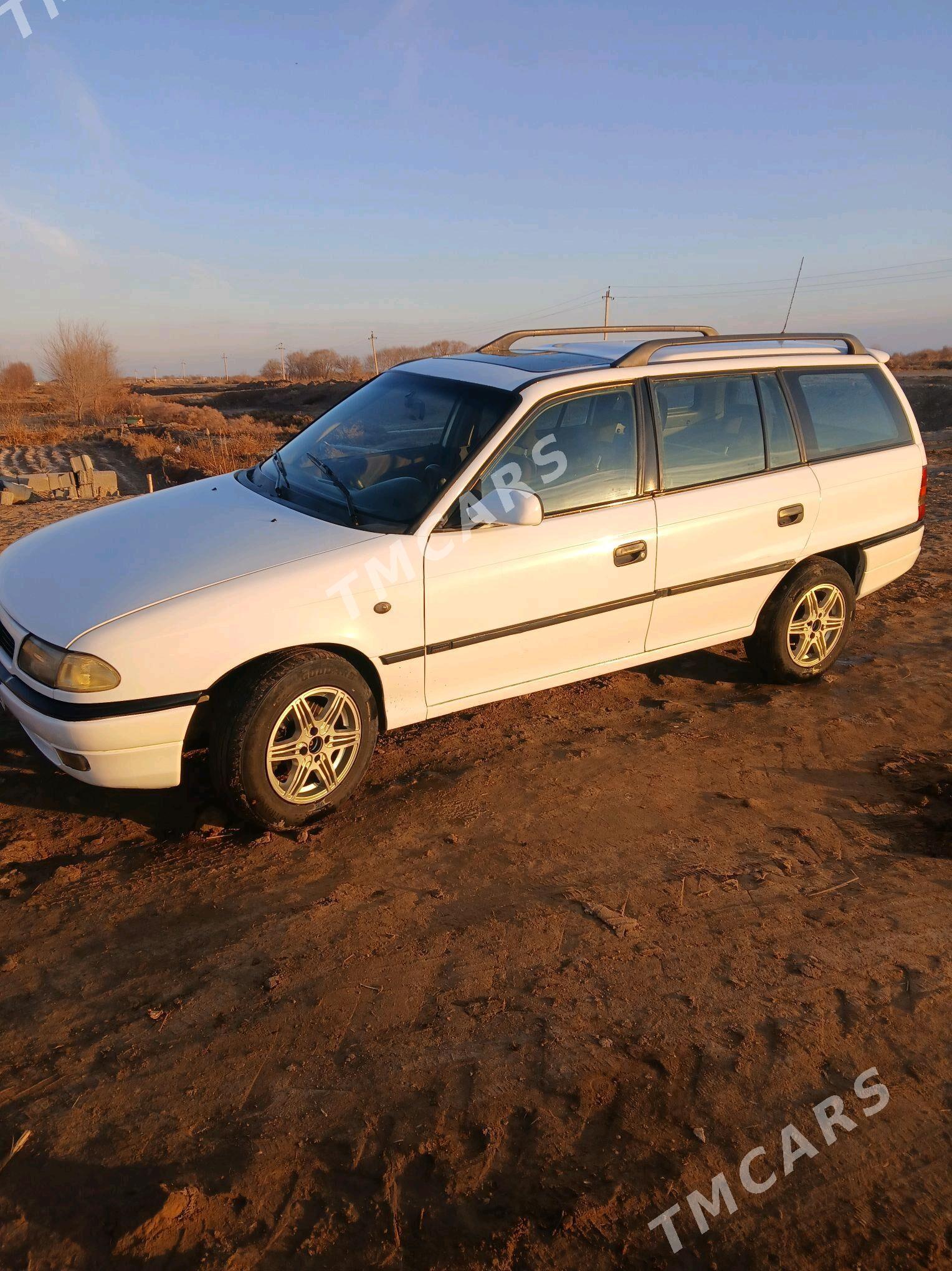 Opel Antara 1997 - 45 000 TMT - Акдепе - img 2