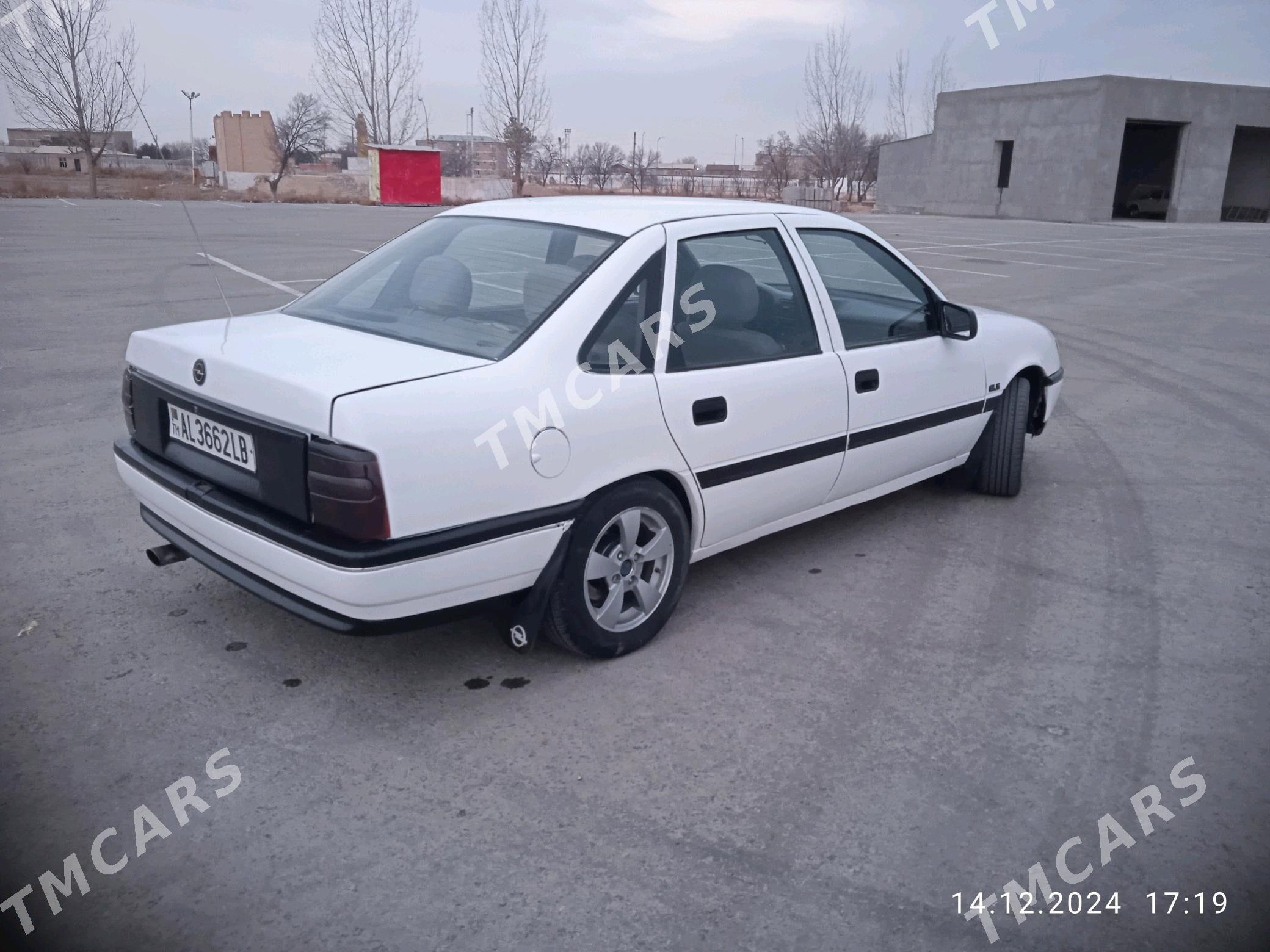 Opel Vectra 1991 - 25 000 TMT - Farap - img 3