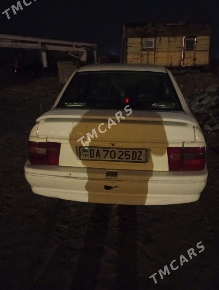 Opel Vectra 1993 - 26 000 TMT - Ак-Бугдайский этрап - img 4