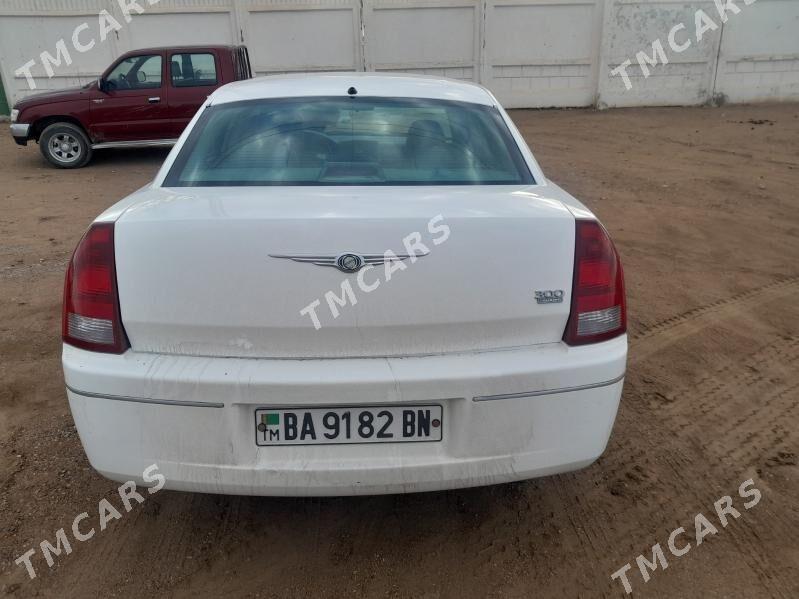 Chrysler 300C 2005 - 100 000 TMT - Balkanabat - img 3