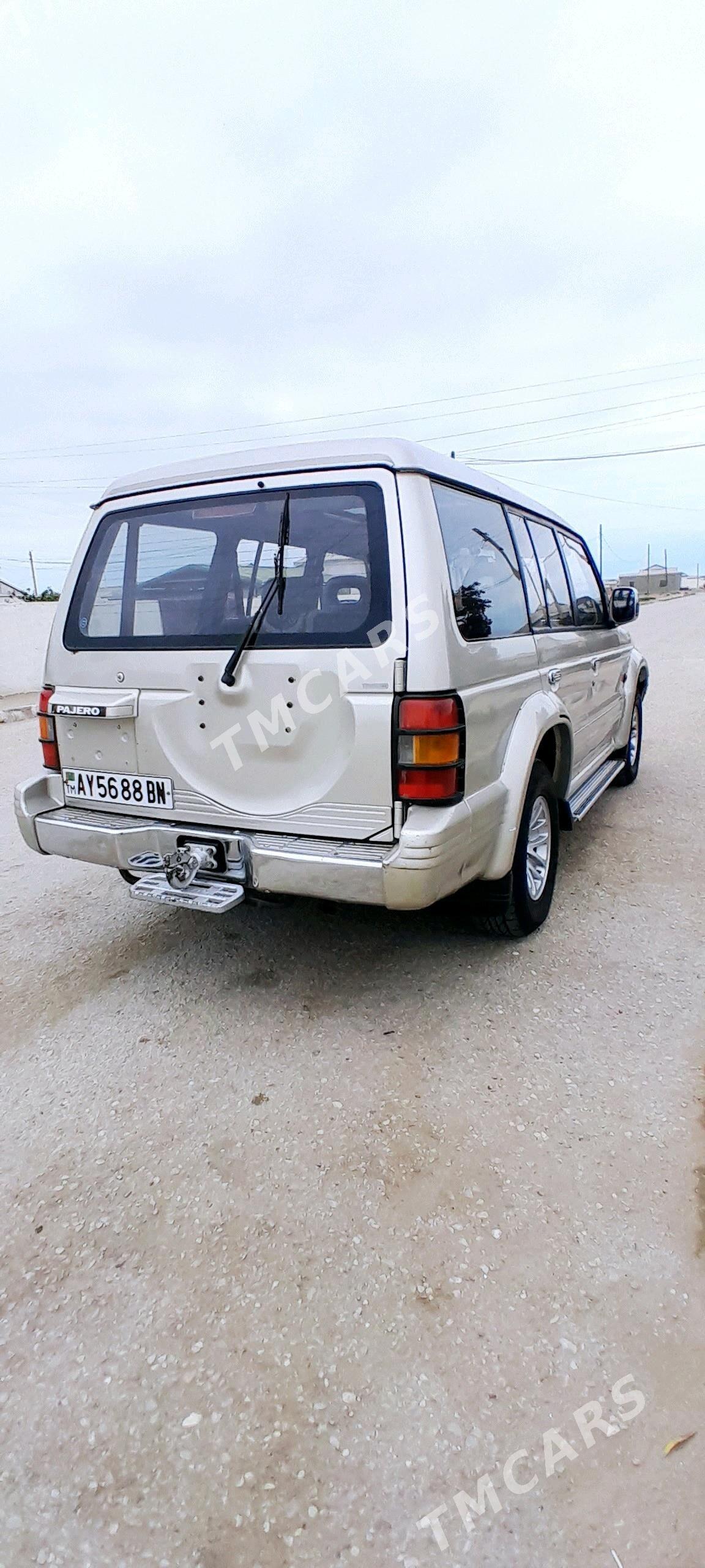 Mitsubishi Pajero 1992 - 60 000 TMT - Эсенгулы - img 3