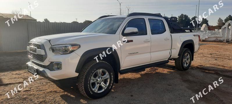 Toyota Tacoma 2017 - 340 000 TMT - Мары - img 3