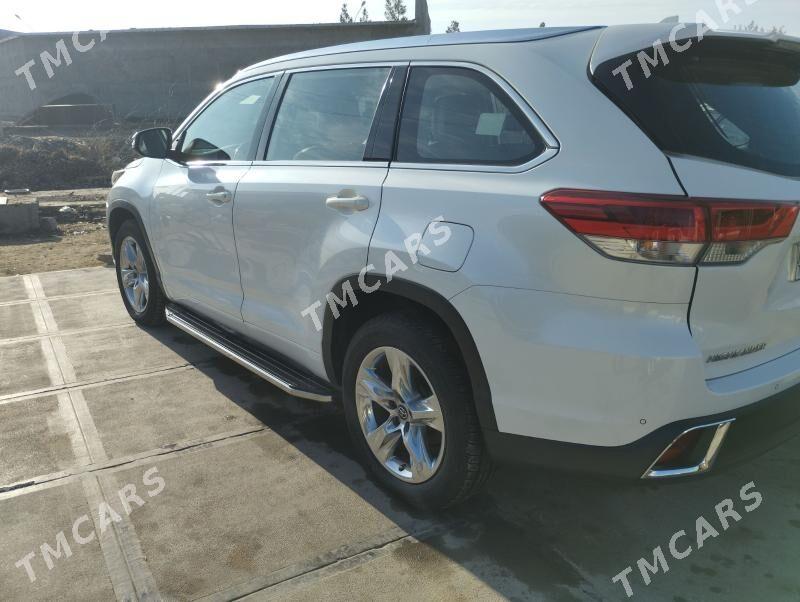 Toyota Highlander 2019 - 460 000 TMT - Мары - img 2