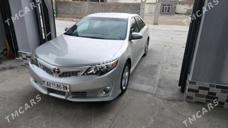 Toyota Camry 2012 - 190 000 TMT - Балканабат - img 4