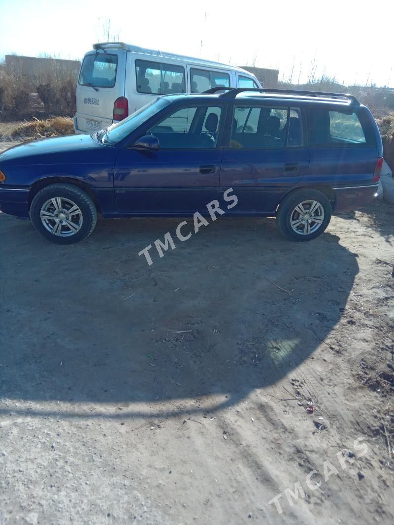 Opel Astra 1995 - 40 000 TMT - Шабатский этрап - img 2