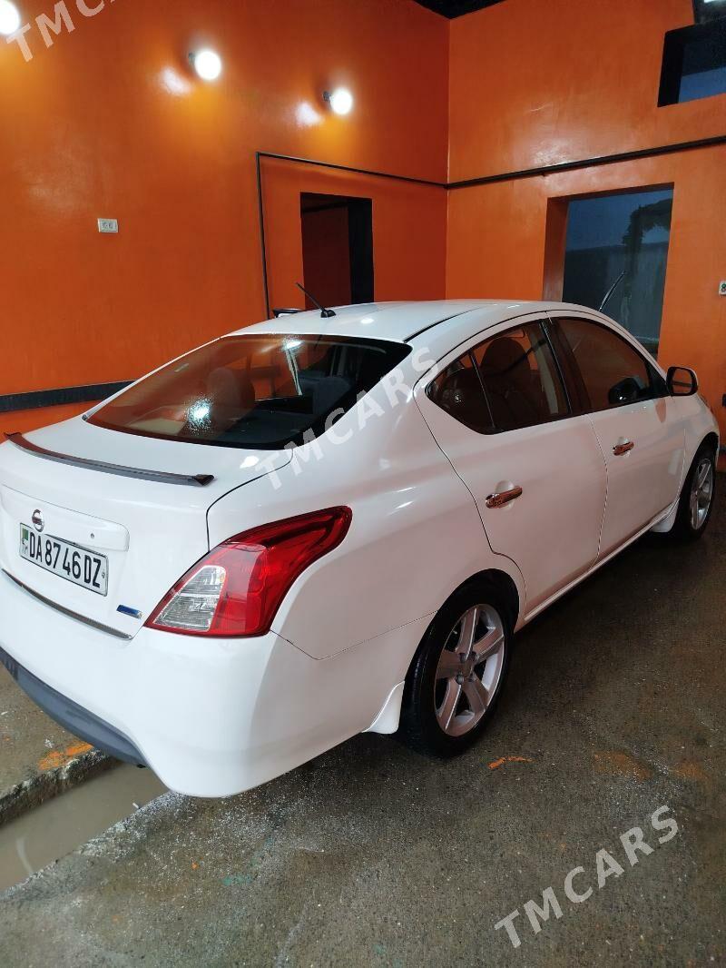 Nissan Versa 2012 - 95 000 TMT - Дашогуз - img 2