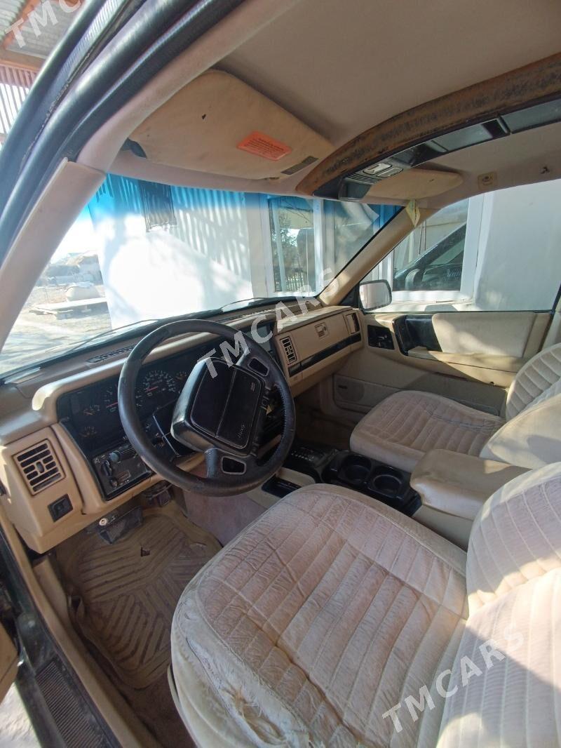 Jeep Cherokee 1994 - 70 000 TMT - етр. Туркменбаши - img 4