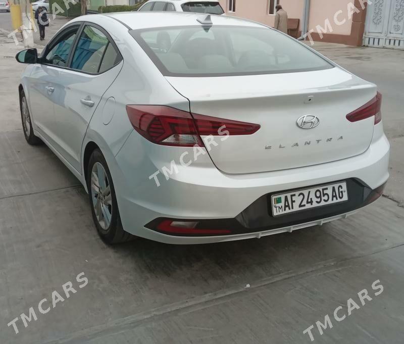 Hyundai Elantra 2019 - 210 000 TMT - Ашхабад - img 2