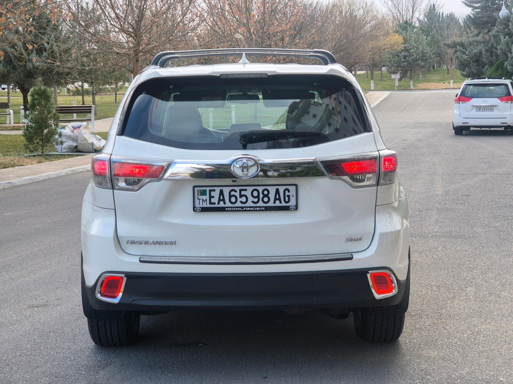 Toyota Highlander 2015 - 326 000 TMT - Ашхабад - img 8