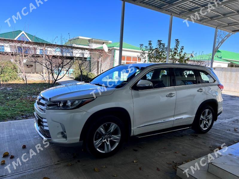 Toyota Highlander 2017 - 520 000 TMT - Анев - img 3