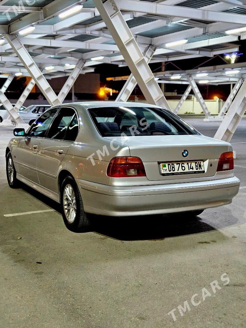 BMW E39 2002 - 110 000 TMT - Балканабат - img 6