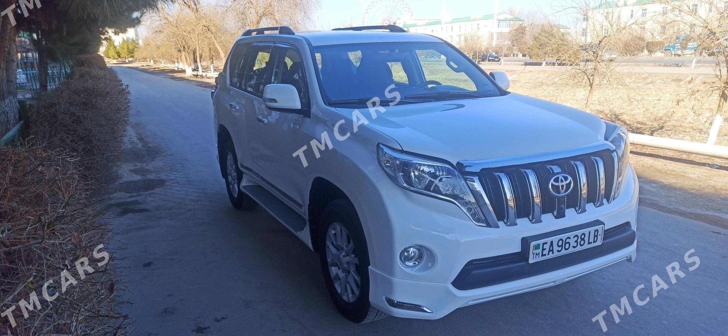 Toyota Land Cruiser Prado 2010 - 430 000 TMT - Туркменабат - img 4