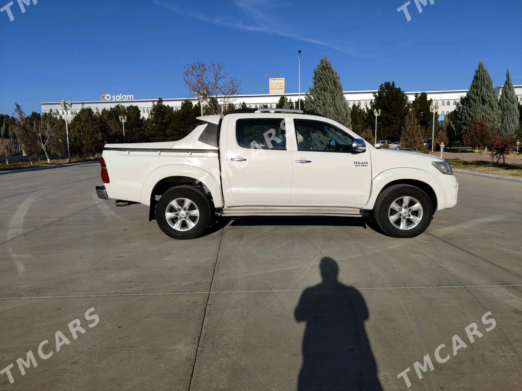 Toyota Hilux 2014 - 360 000 TMT - Mary - img 5