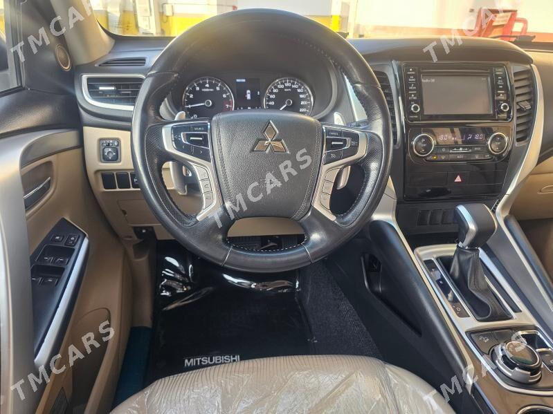 Mitsubishi Montero Sport 2019 - 374 000 TMT - Aşgabat - img 2