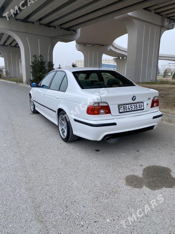 BMW E39 2001 - 105 000 TMT - Aşgabat - img 4