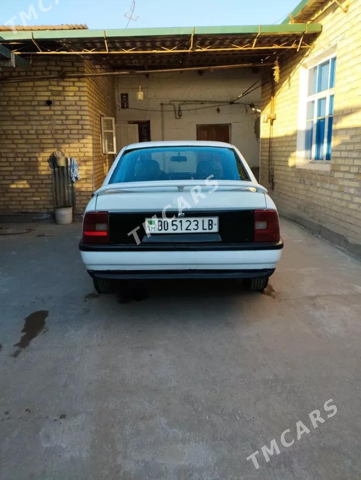 Opel Vectra 1992 - 23 000 TMT - Саят - img 8