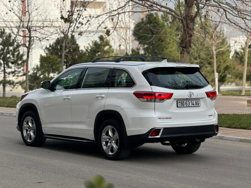 Toyota Highlander 2019 - 390 000 TMT - Aşgabat - img 5