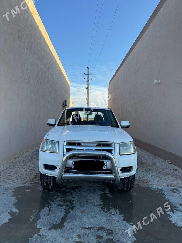 Toyota Hilux 2008 - 90 000 TMT - Baýramaly - img 2