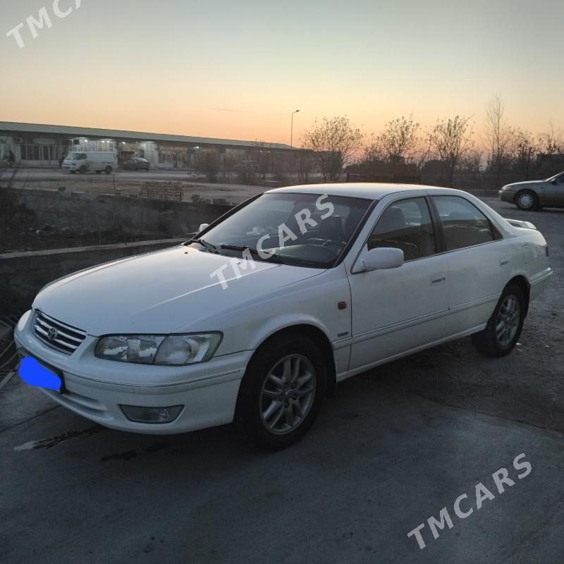 Toyota Camry 2001 - 150 000 TMT - Çärjew - img 3