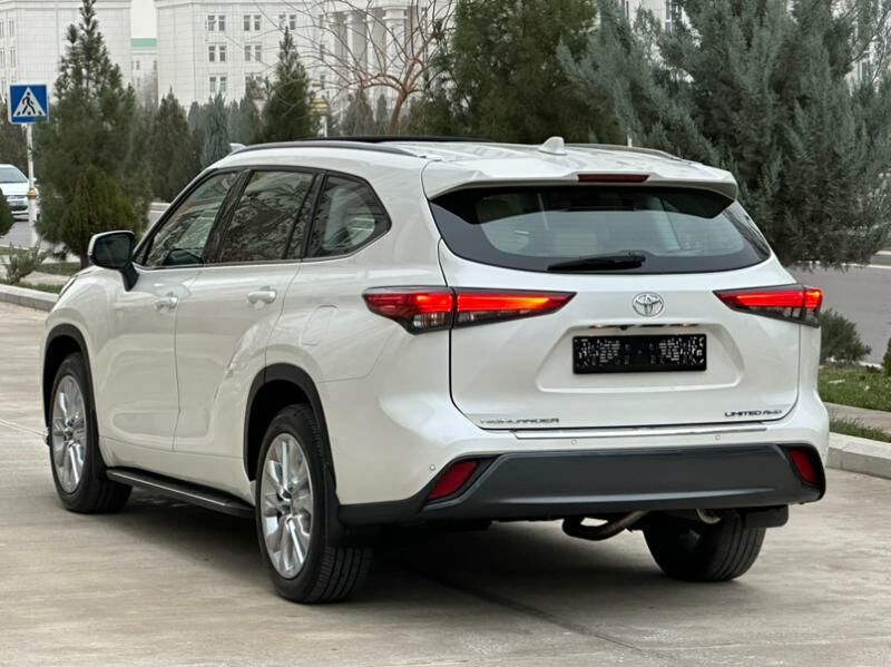 Toyota Highlander 2021 - 615 000 TMT - Ашхабад - img 5