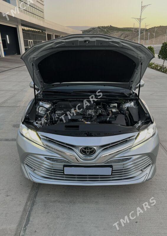 Toyota Camry 2018 - 262 000 TMT - Aşgabat - img 8