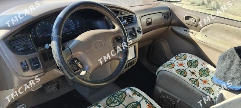 Toyota Sienna 2002 - 150 000 TMT - Койтендаг - img 4