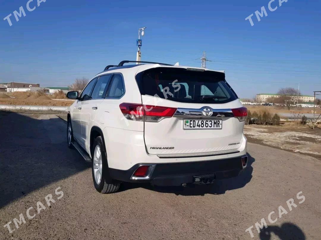 Toyota Highlander 2018 - 430 000 TMT - Мары - img 6