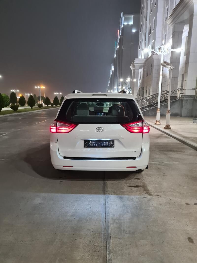 Toyota Sienna 2016 - 295 000 TMT - Aşgabat - img 4