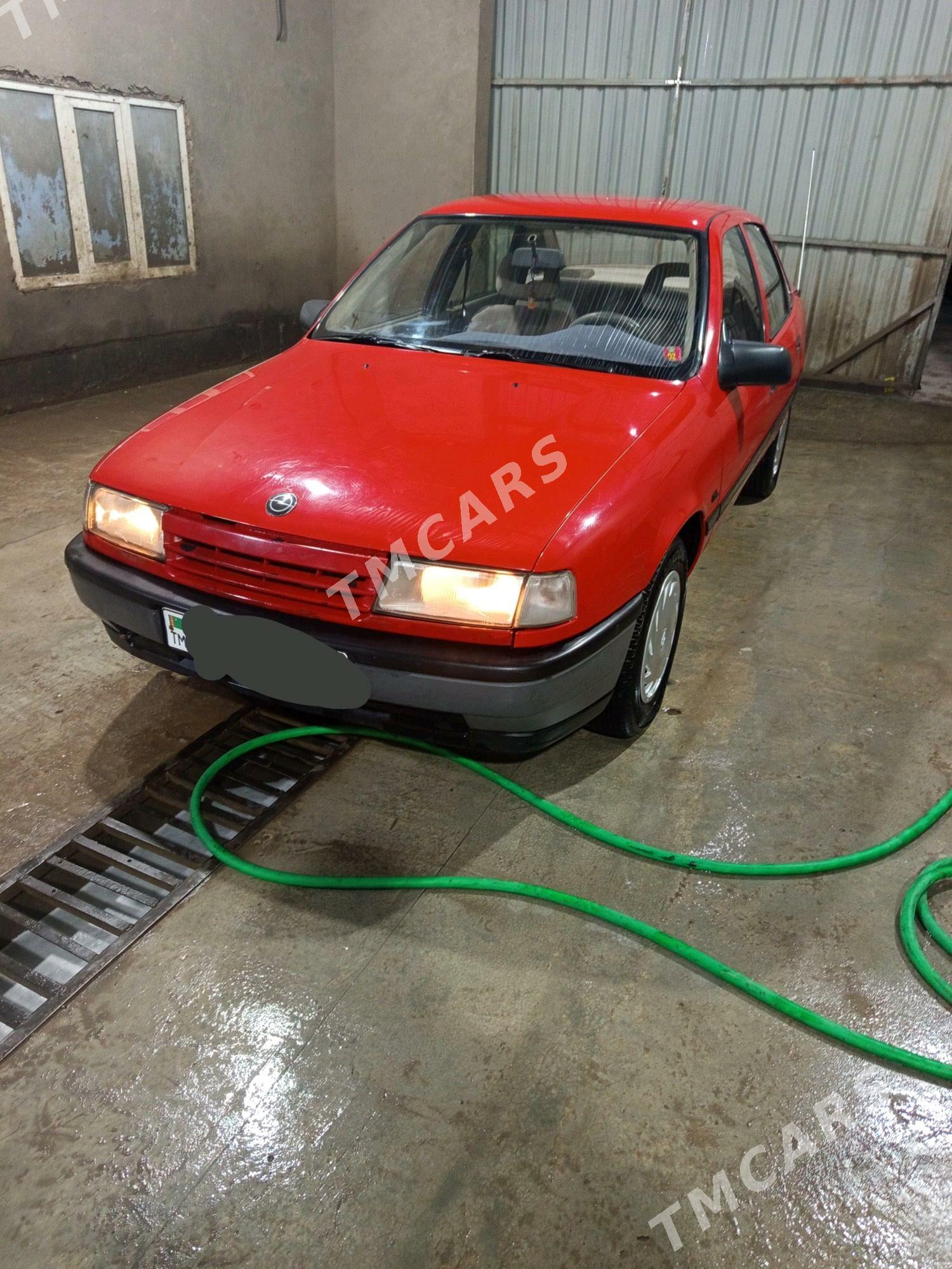 Opel Vectra 1992 - 34 000 TMT - Sakar - img 2