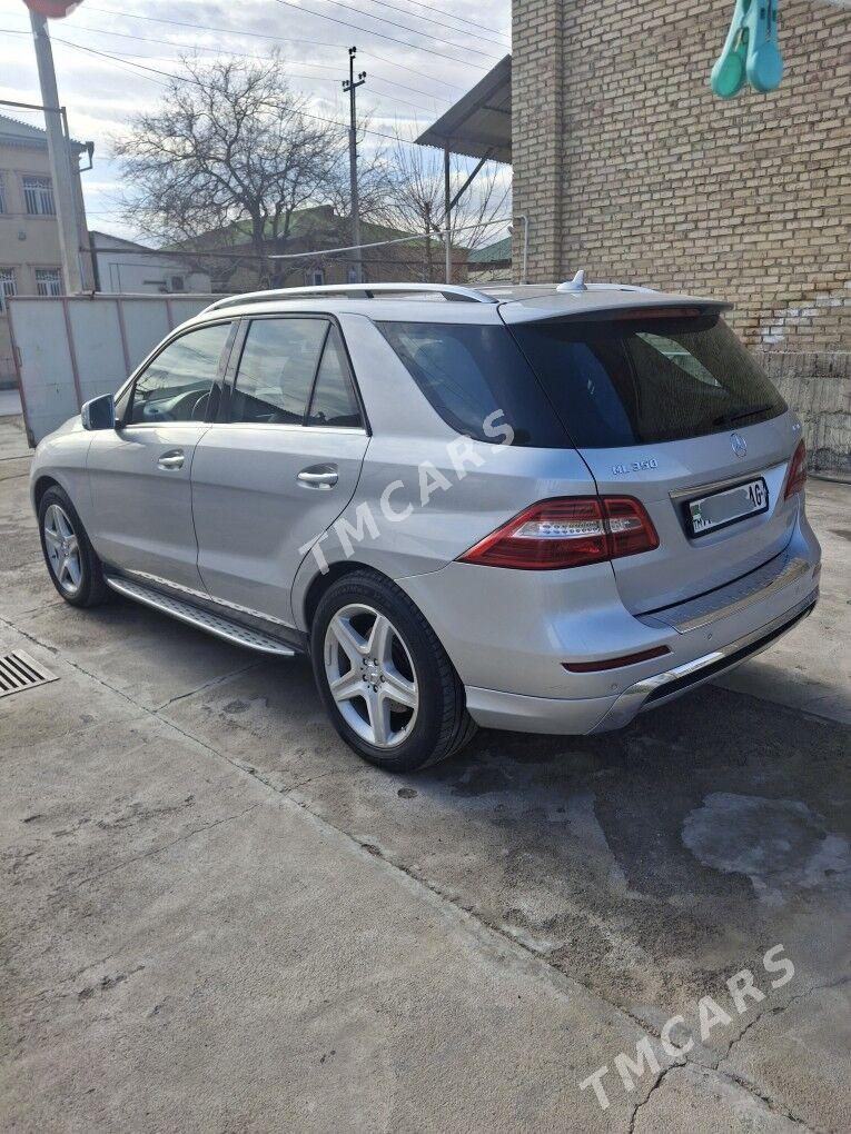 Mercedes-Benz ML350 2013 - 670 000 TMT - Çoganly - img 3