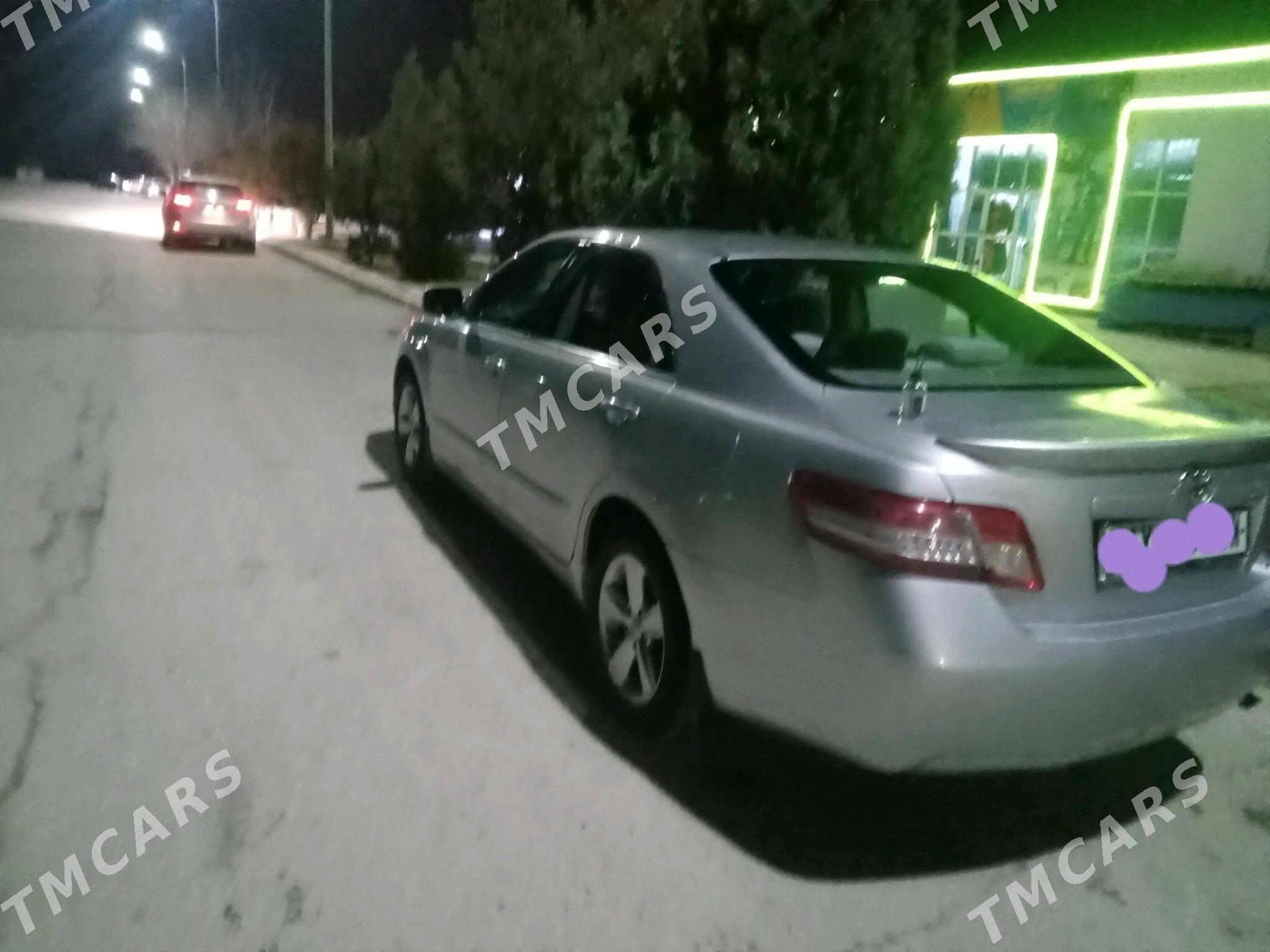 Toyota Camry 2010 - 130 000 TMT - Берекет - img 2