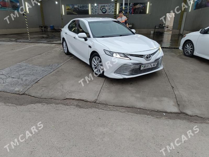 Toyota Camry 2018 - 260 000 TMT - Büzmeýin - img 5