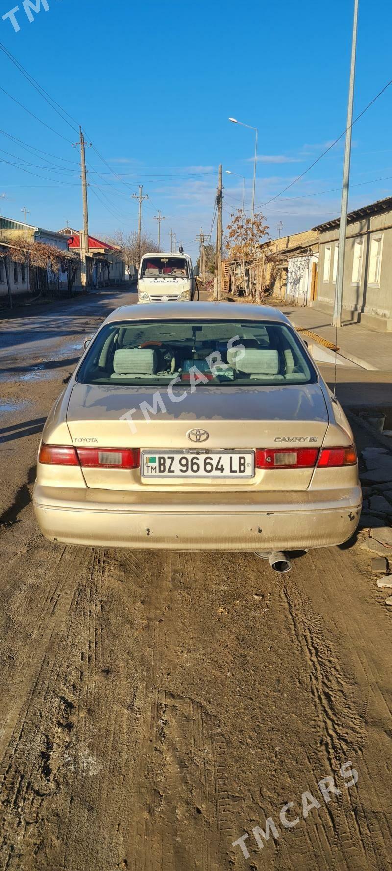 Toyota Camry 1997 - 100 000 TMT - Дянев - img 4