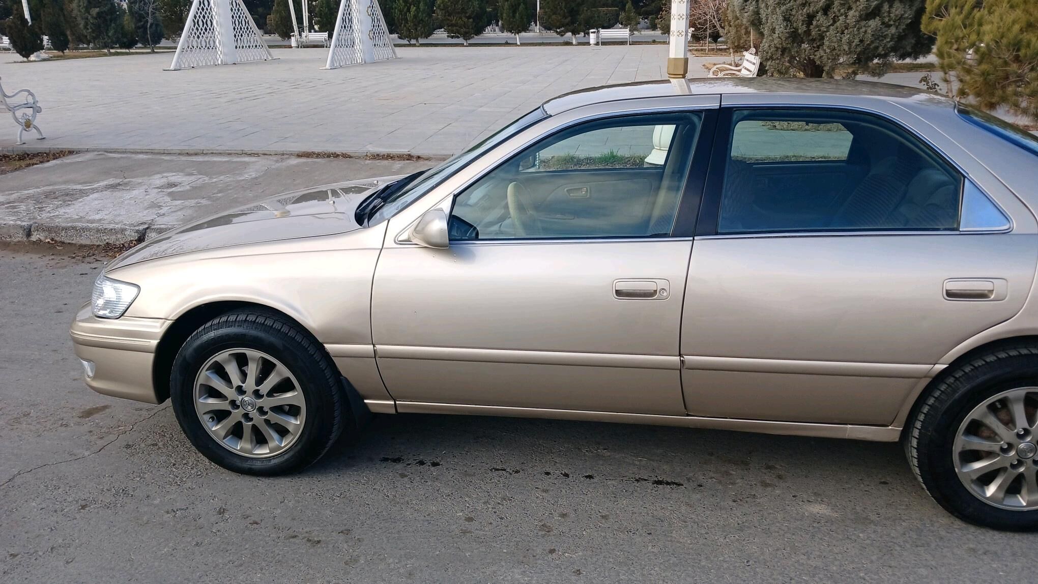 Toyota Camry 1998 - 100 000 TMT - Туркменабат - img 8