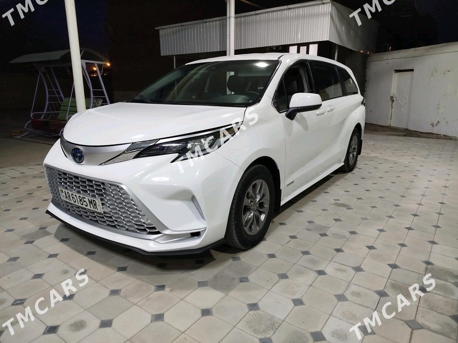 Toyota Sienna 2021 - 420 000 TMT - Ашхабад - img 2