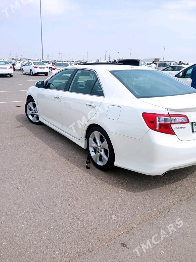 Toyota Camry 2012 - 210 000 TMT - Анев - img 4