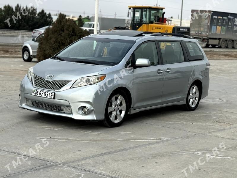 Toyota Sienna 2016 - 295 000 TMT - Türkmenabat - img 3