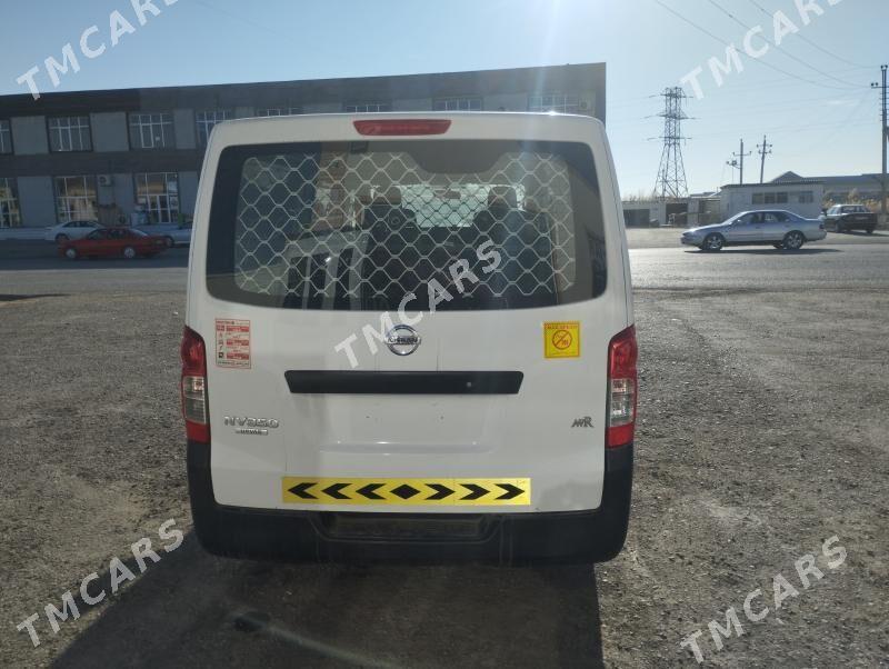 Nissan NV3500 2019 - 330 000 TMT - Mary - img 5