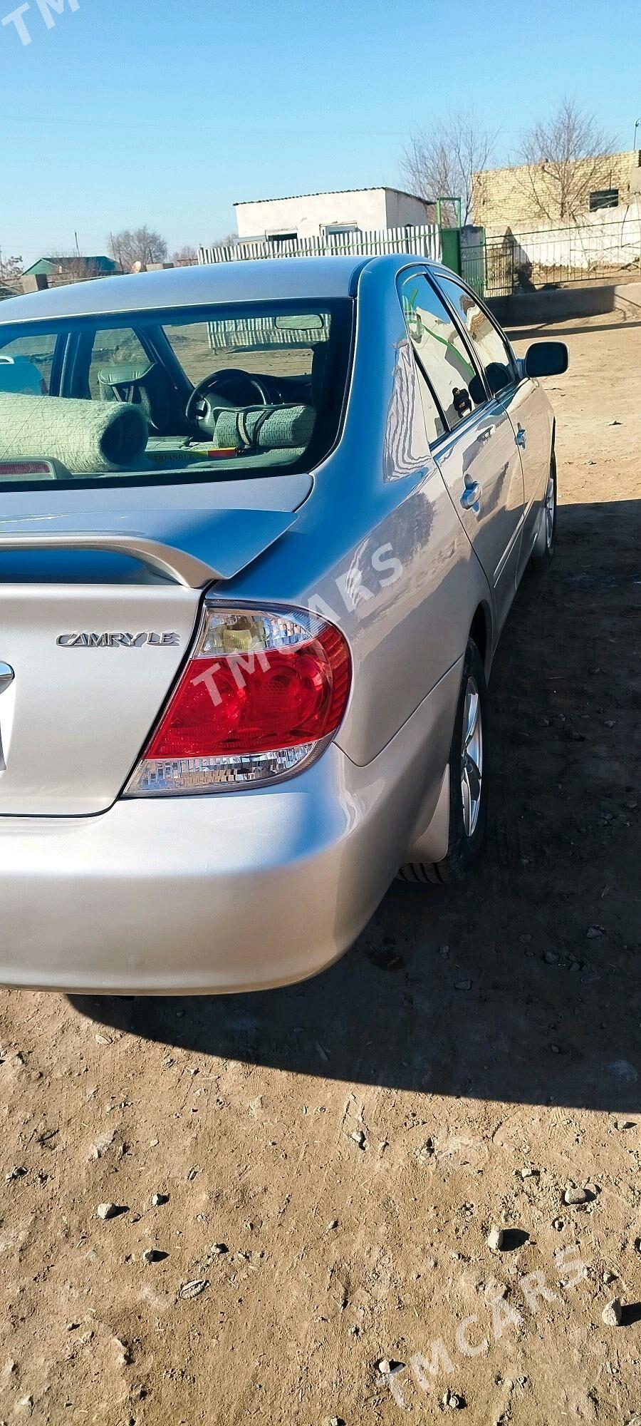 Toyota Camry 2002 - 135 000 TMT - Köneürgenç - img 3