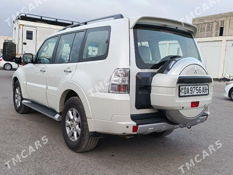 Mitsubishi Pajero 2014 - 225 000 TMT - Aşgabat - img 8