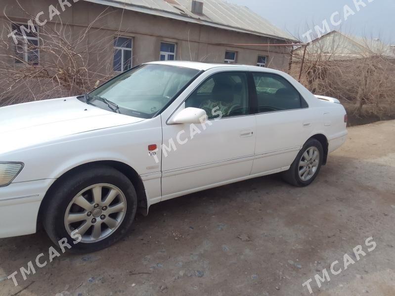 Toyota Camry 2001 - 115 000 TMT - Халач - img 2