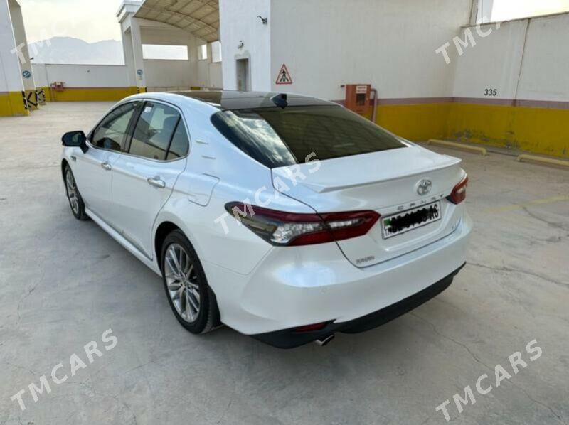 Toyota Camry 2023 - 710 000 TMT - Aşgabat - img 8