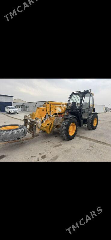 JCB Pilingmaster 2004 - 40 000 TMT - Balkanabat - img 2