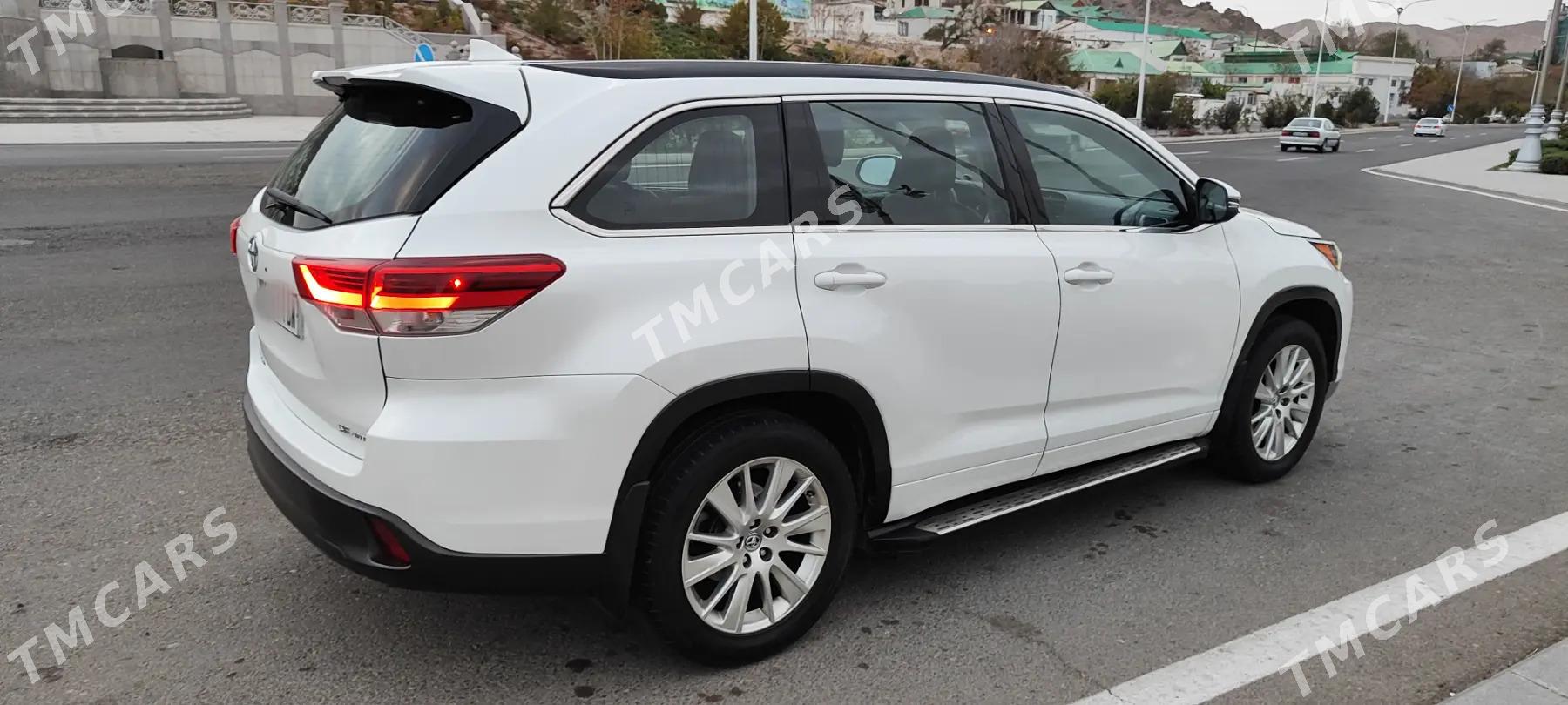 Toyota Highlander 2017 - 444 000 TMT - Türkmenbaşy - img 3