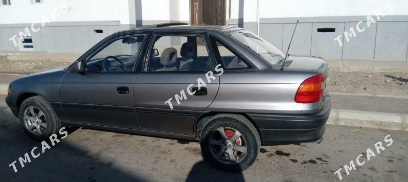 Opel Astra 1993 - 45 000 TMT - Дашогуз - img 2